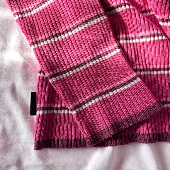 🌷 Pink and Mauve Striped V Neck Sweater - Picture 2 of 2